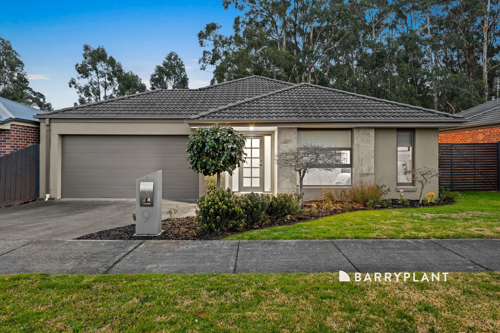 9 Miller Close, Drouin VIC 3818
