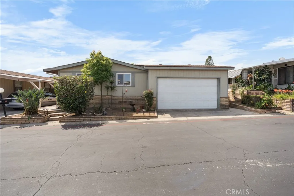 Additional image 59 of 1550 Rimpau Ave Unit 65, Corona, CA 92881