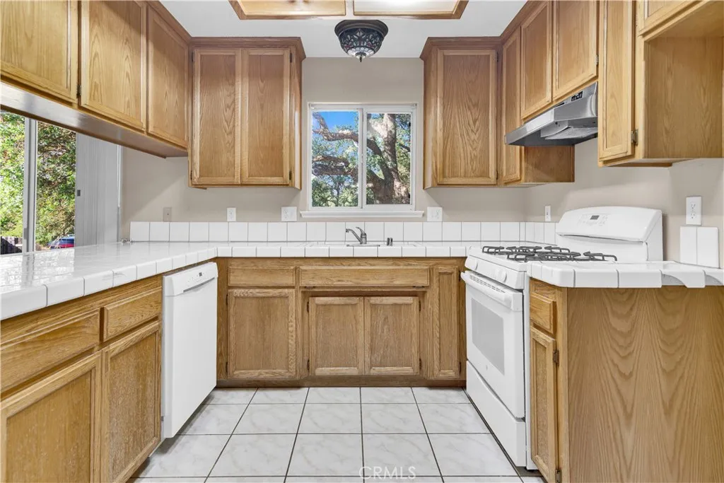 Additional image 5 of 901 Sleepy Hollow Road, Paso Robles, CA 93446