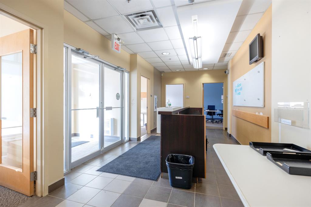 Additional image 2 of 10217 Queen Street, Fort Mcmurray, AB, T9H5S5