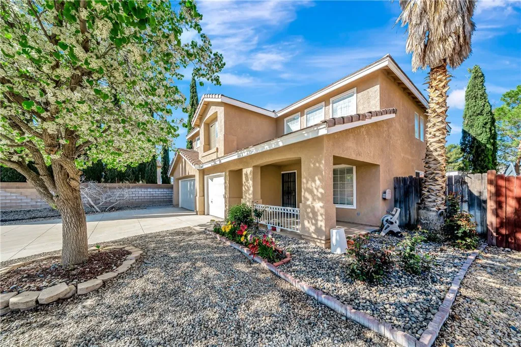Additional image 6 of 44111 Lotus Court, Lancaster, CA 93536
