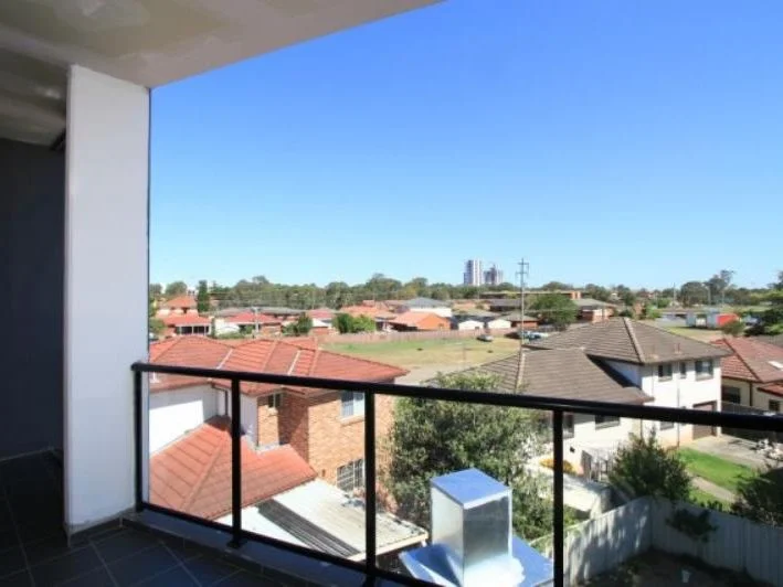Additional image 6 of 5/4 Mayberry Crescent, Liverpool NSW 2170