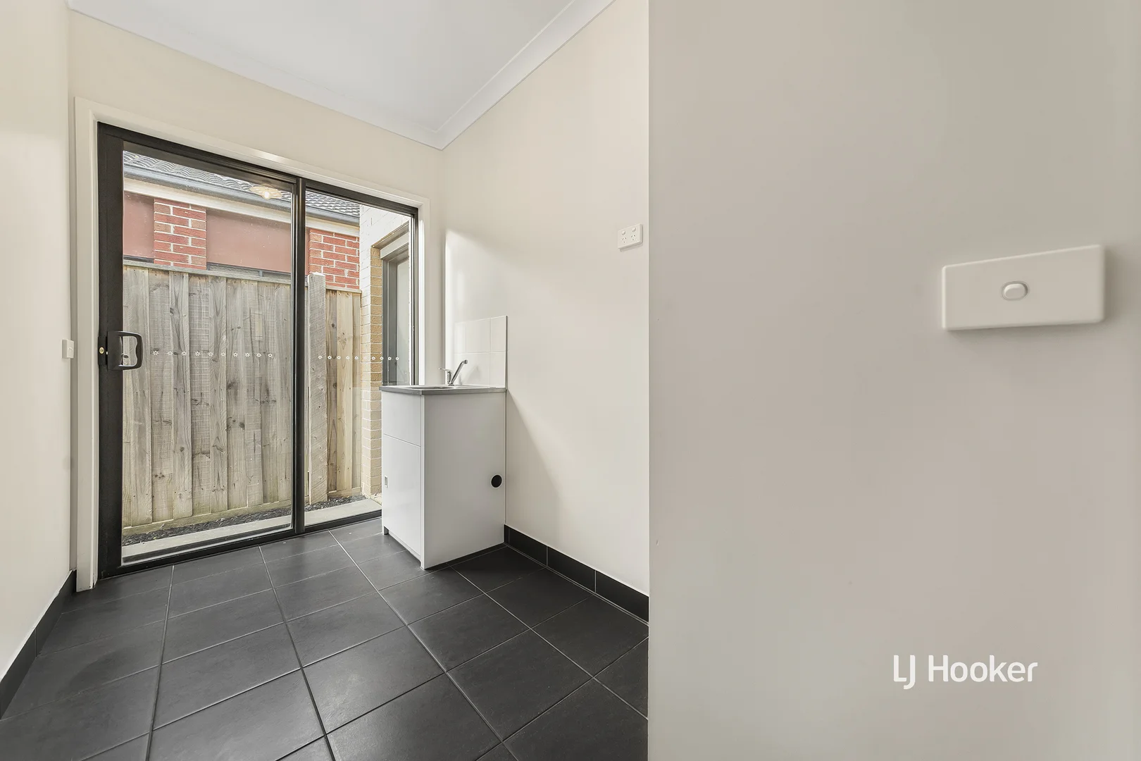 Additional image 14 of 26 Whitecaps Avenue, Point Cook VIC 3030