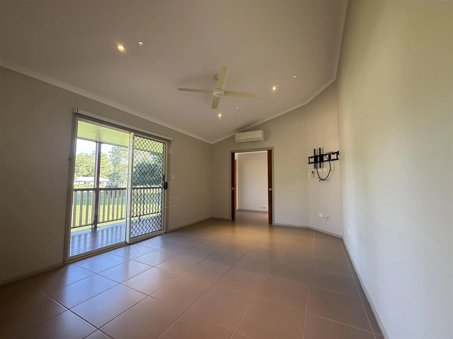 Additional image 5 of 14 Appaloosa Place, Kelso QLD 4815