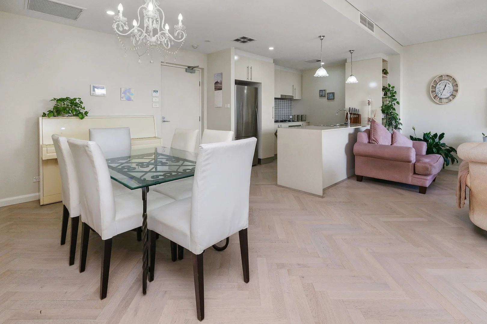 Additional image 4 of 402/209 Hunter Street, Newcastle NSW 2300