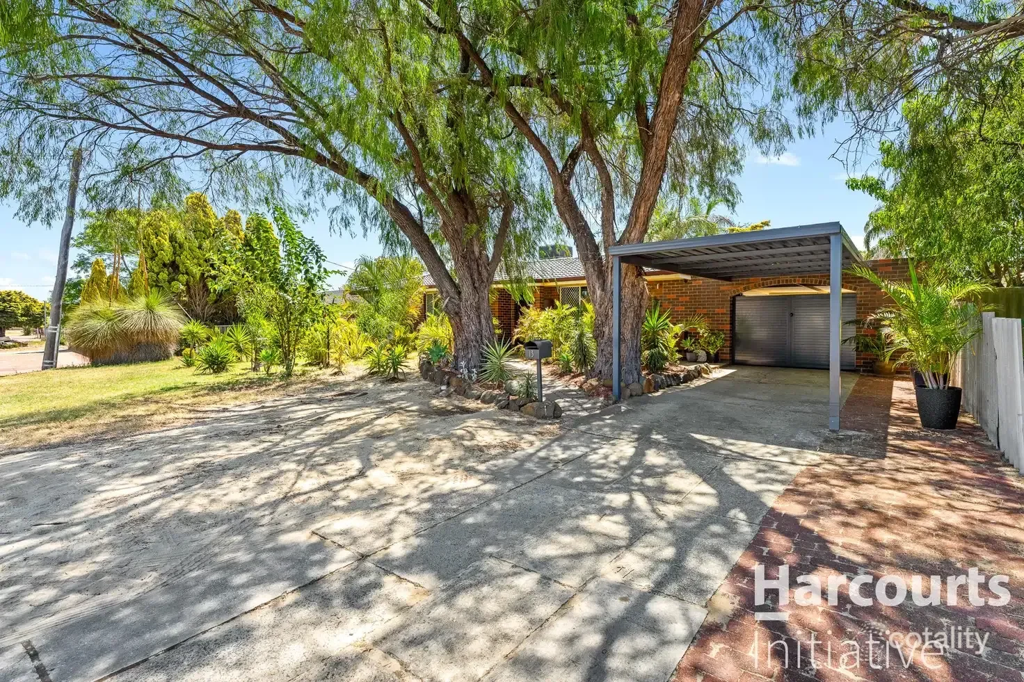13 Nanovich Avenue, Girrawheen WA 6064