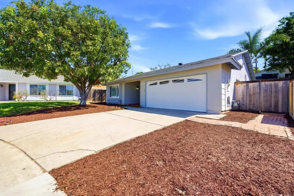 Additional image 4 of 1835 Debra Lane, Vista, CA 92084
