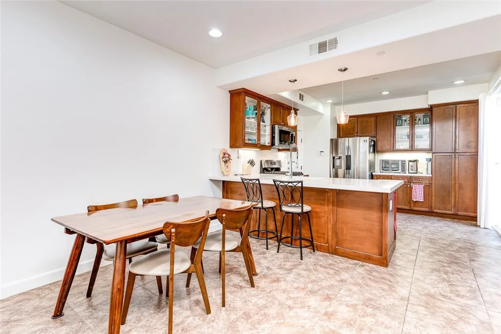 Additional image 8 of 15220 Cambridge St, Tustin, CA 92782