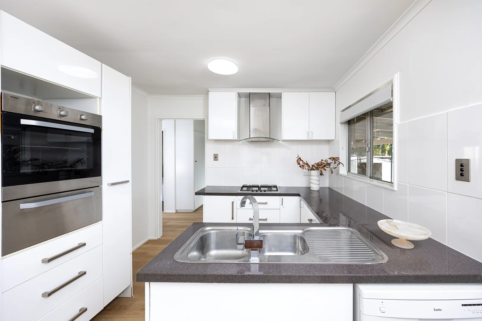 Additional image 2 of 24 Raye Street, Tolland NSW 2650