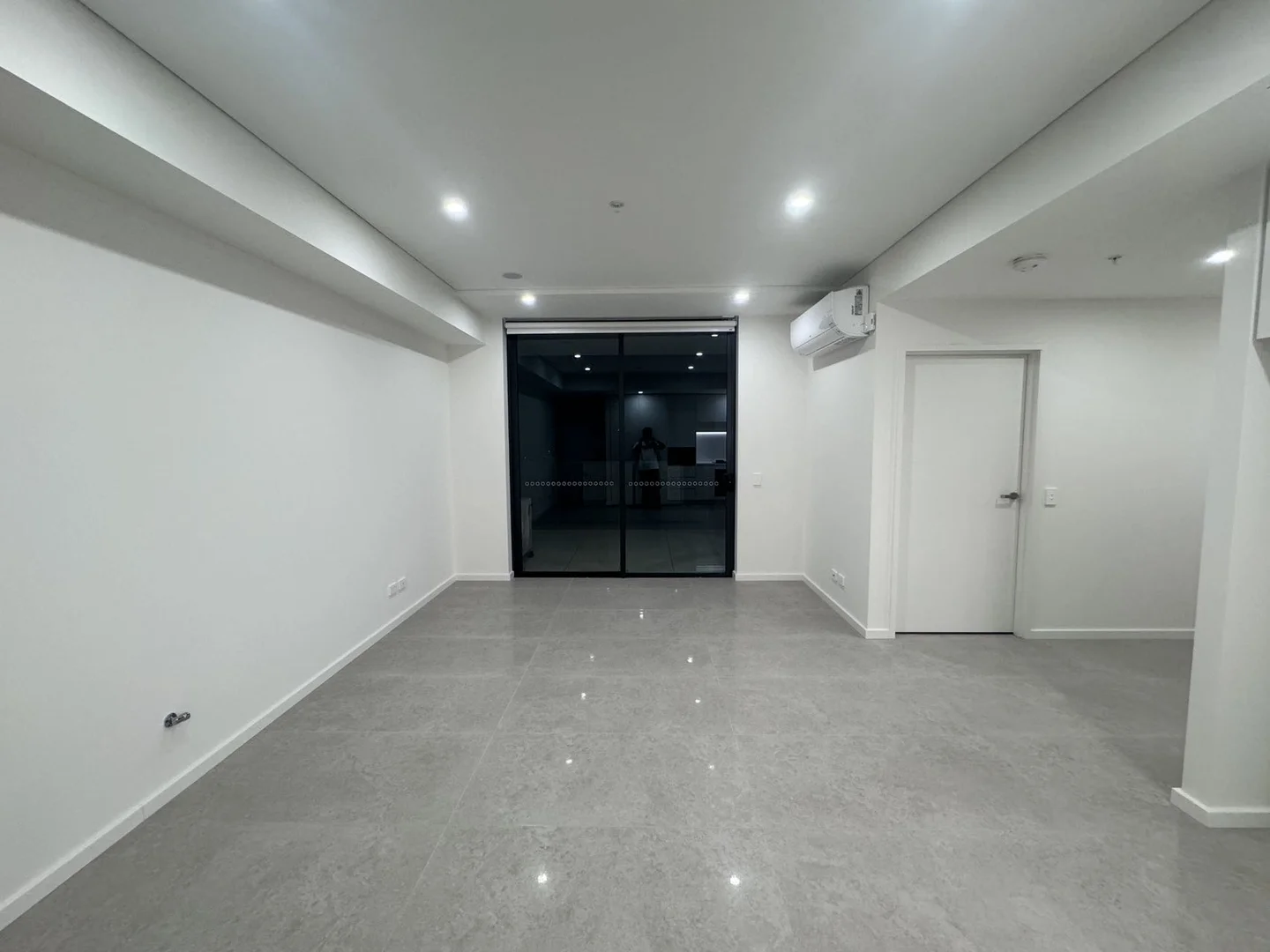 211/8 White Hart Drive, Rouse Hill NSW 2155 photo 5
