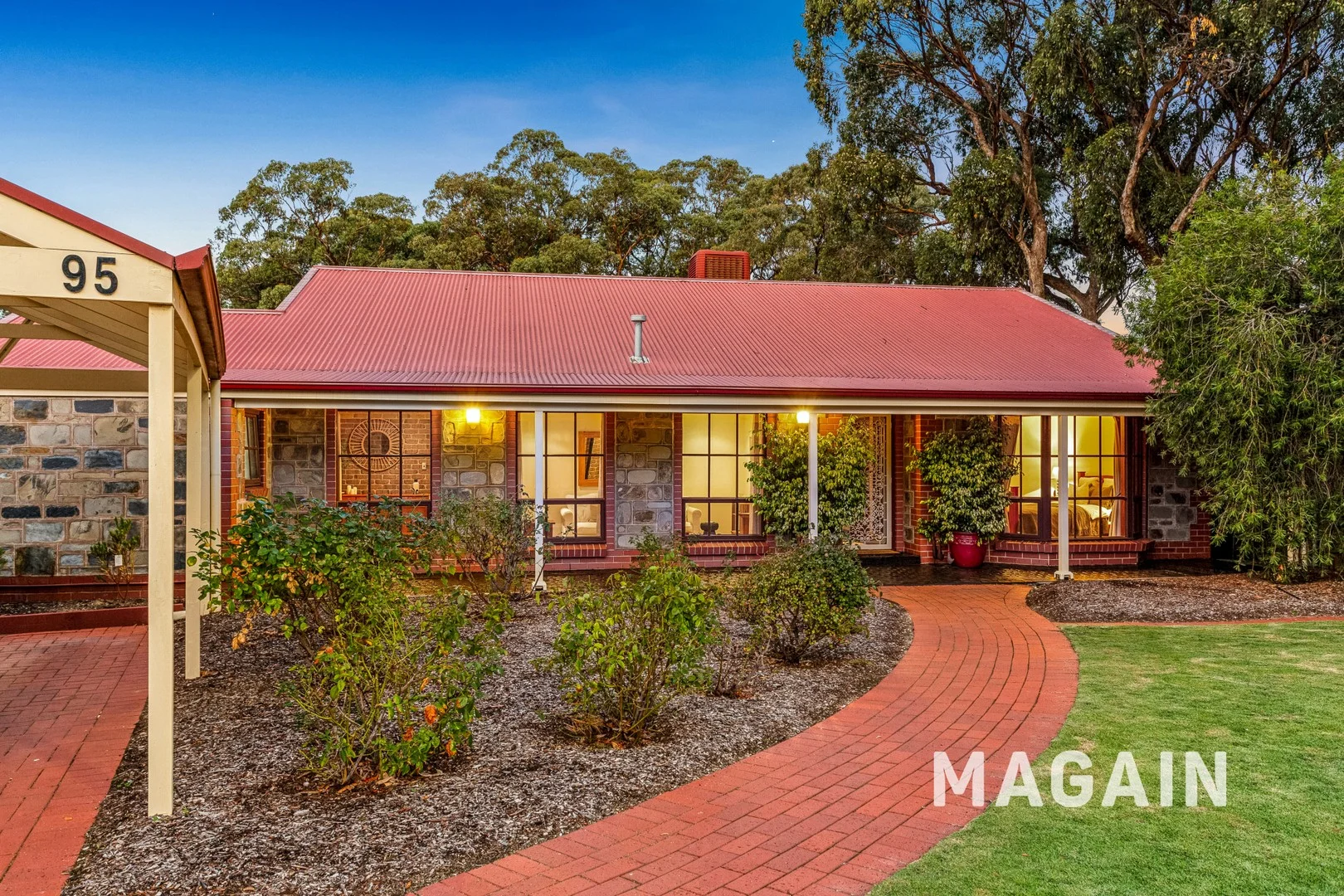 95 Equestrian Drive, Woodcroft SA 5162