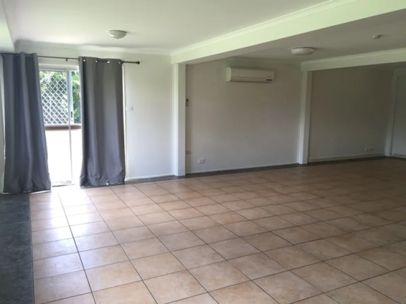 Additional image 7 of 30 Mellish Crescent, Emerald QLD 4720