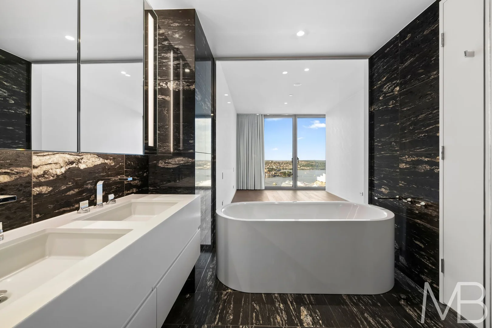 Level 62/2 Watermans Quay, Barangaroo NSW 2000 photo 5