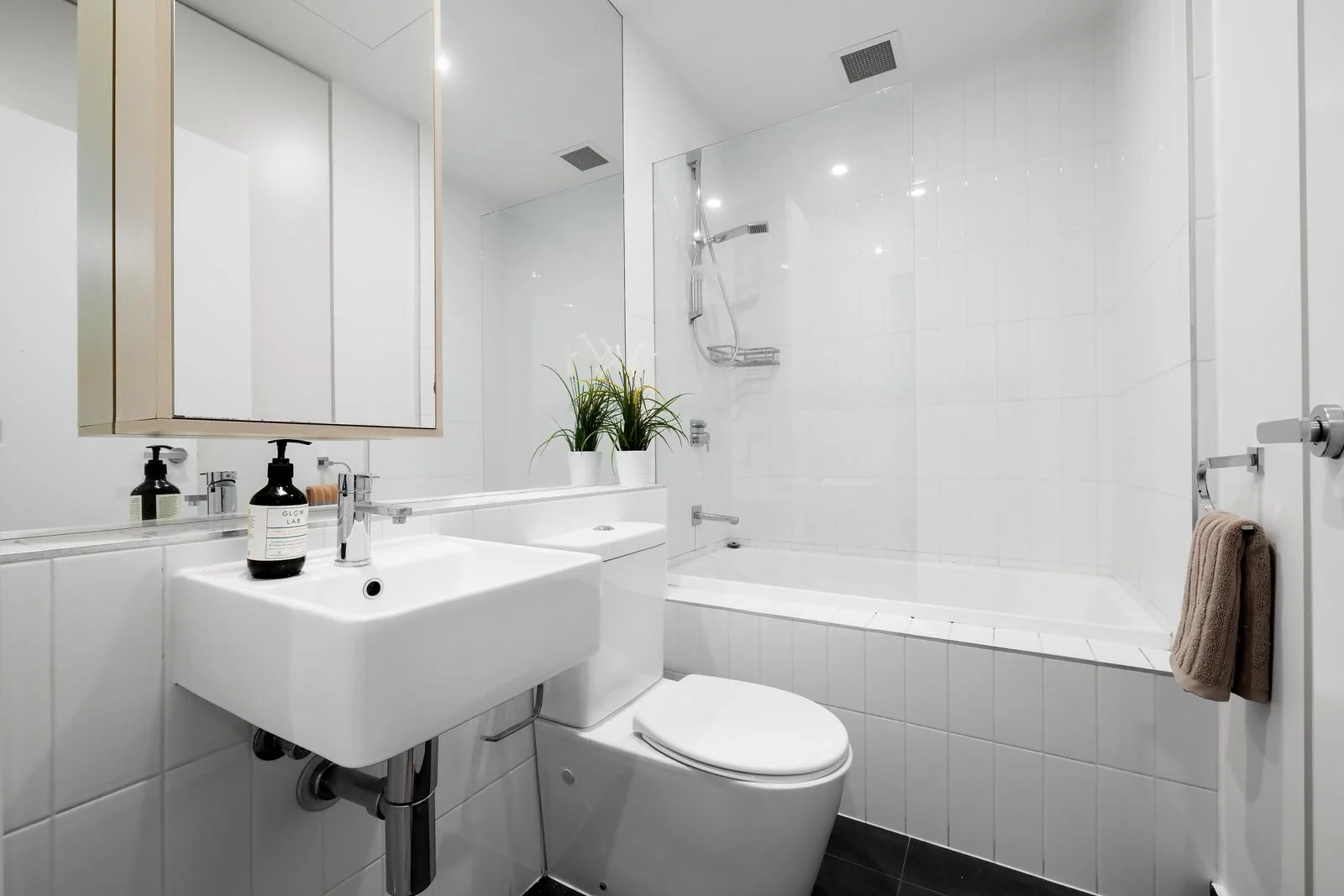 Additional image 12 of g12/307 Barkers Road, Kew VIC 3101