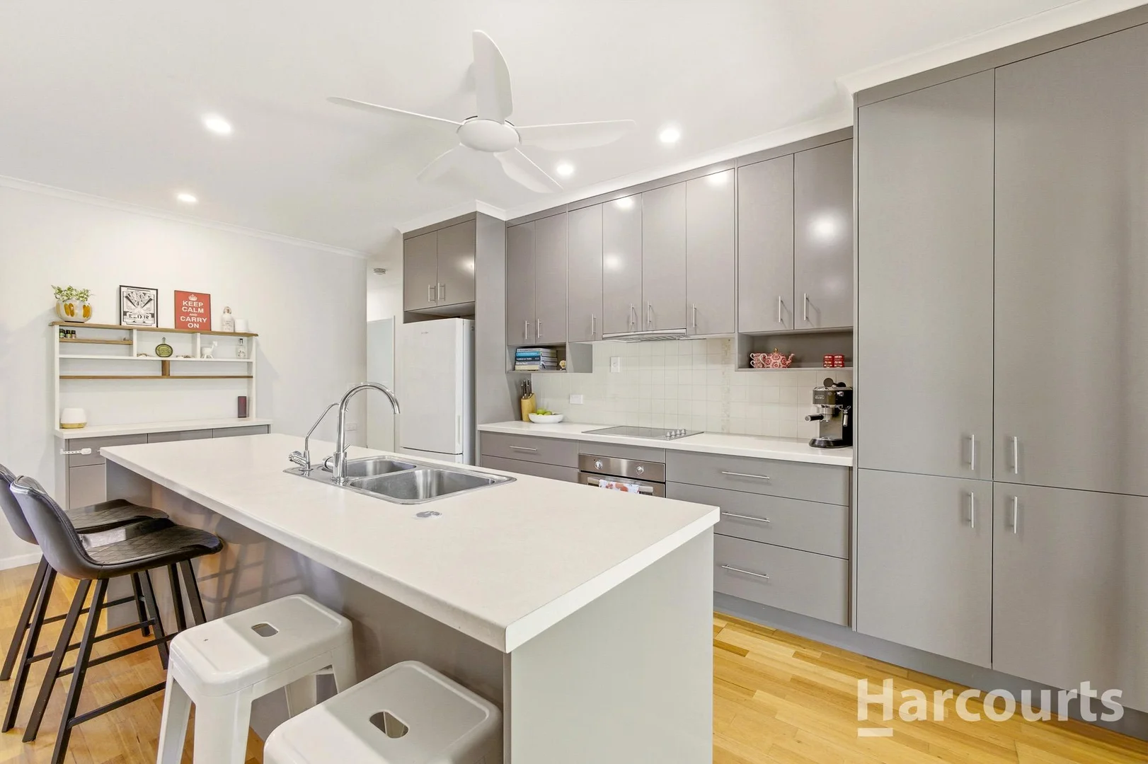 Additional image 2 of 102 Cunningham Street, Urangan QLD 4655