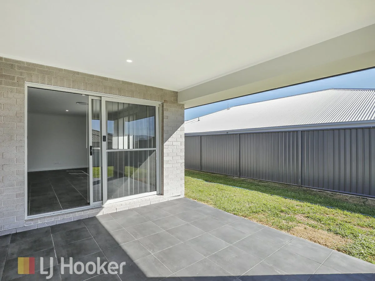 Additional image 12 of 28 Explorers Way, Westdale NSW 2340