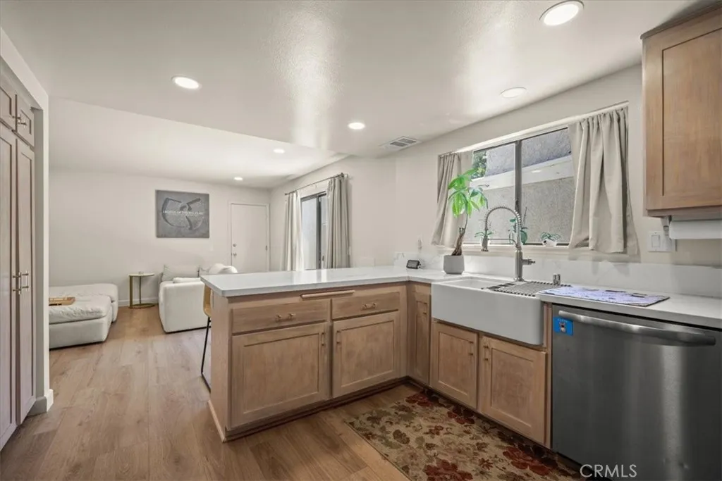 Additional image 17 of 6613 Poppyview Drive, Oak Park, CA 91377