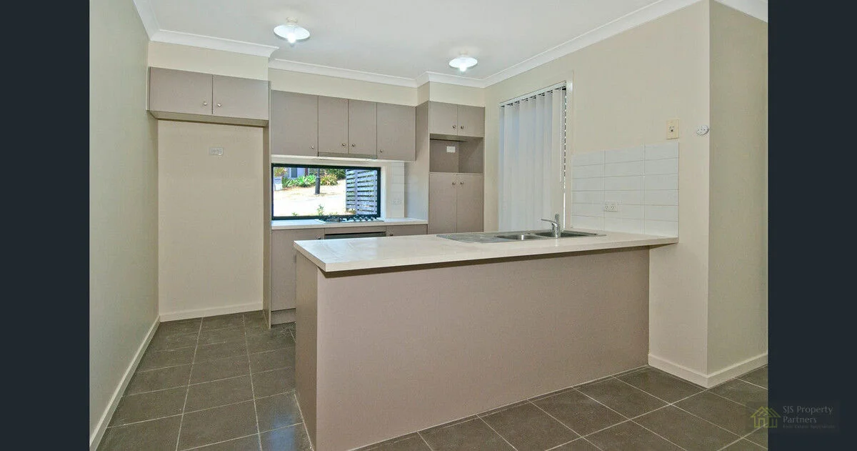 Additional image 3 of 2/27 Orlando Drive, Holmview QLD 4207