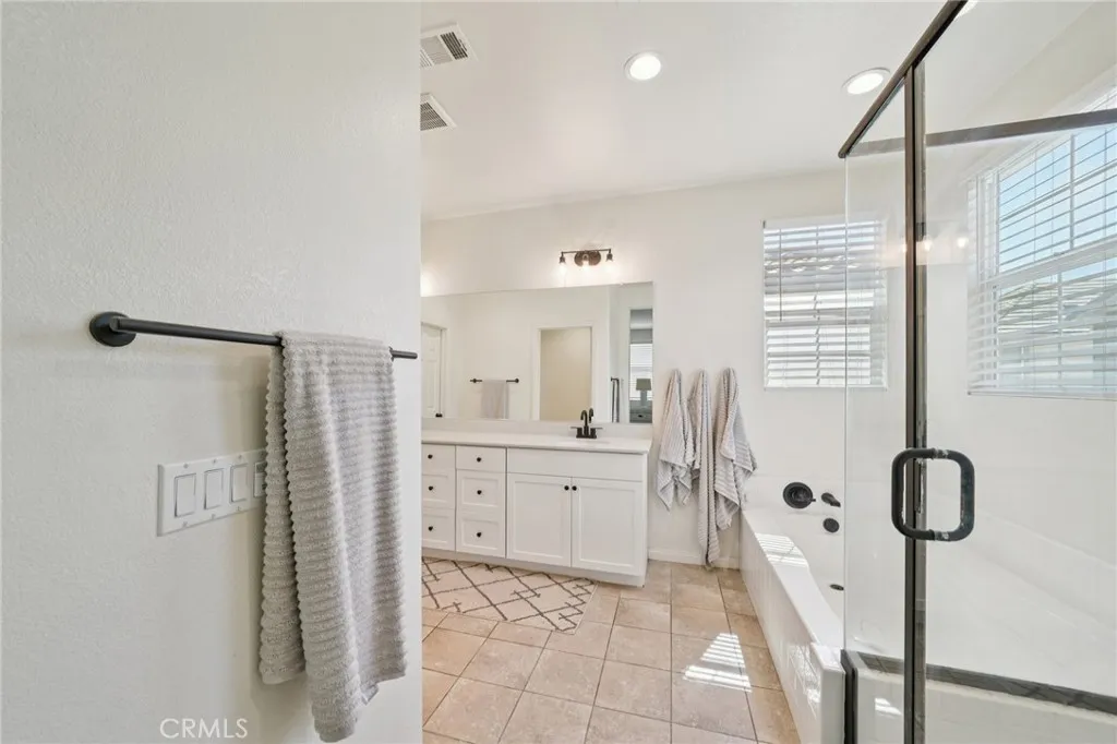Additional image 41 of 618 S Brampton Lane, Rialto, CA 92376