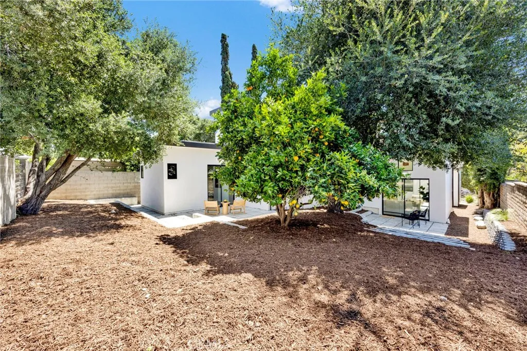Additional image 65 of 325 W Grandview Avenue, Sierra Madre, CA 91024