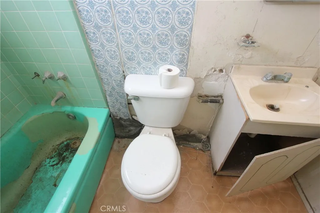 Additional image 11 of 538 Wood St, Santa Ana, CA 92703