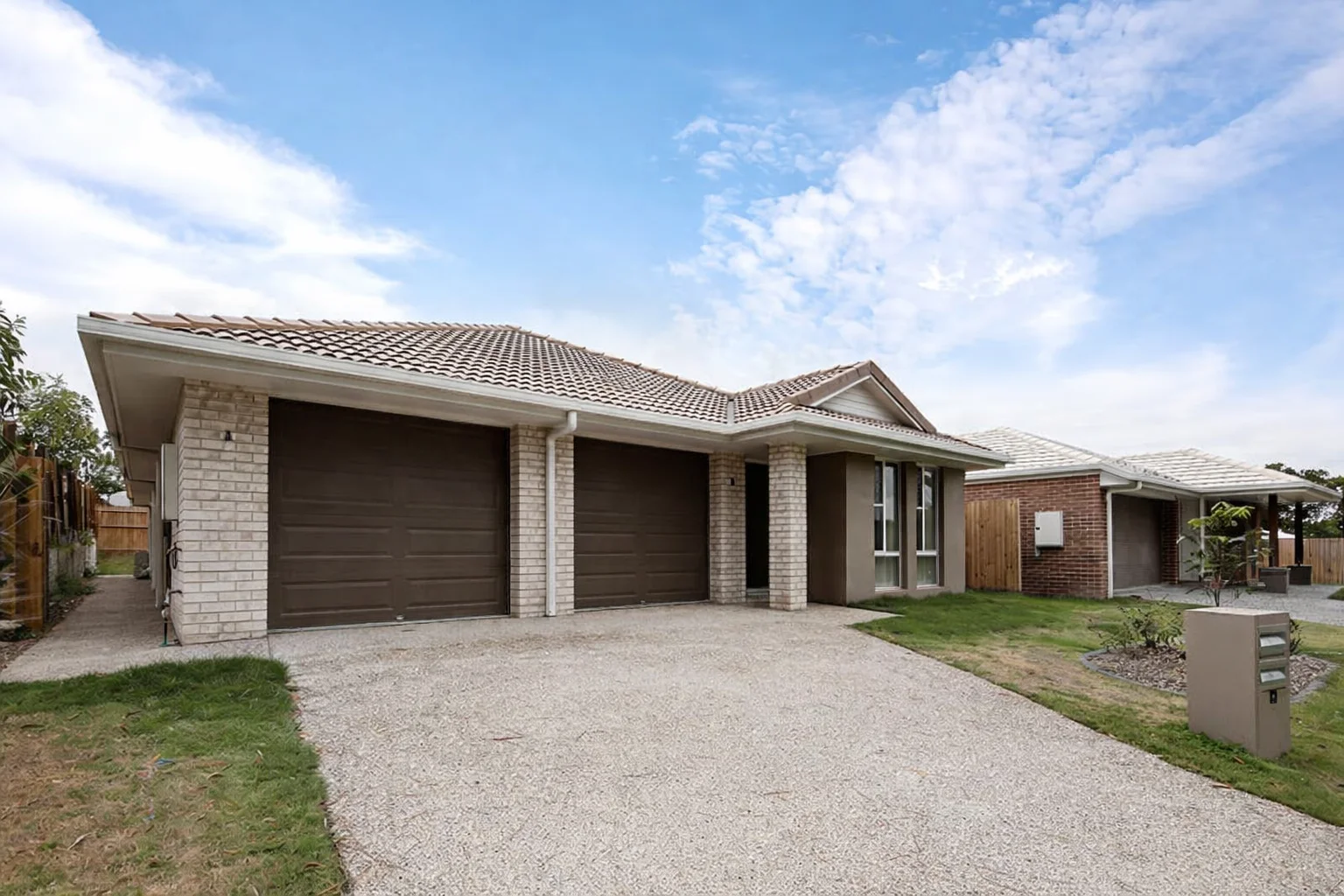 21A Greenpark Drive, Crestmead QLD 4132
