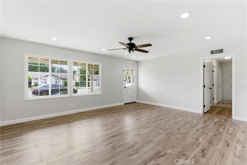 Additional image 5 of 186 Buoy St, Costa Mesa, CA 92627
