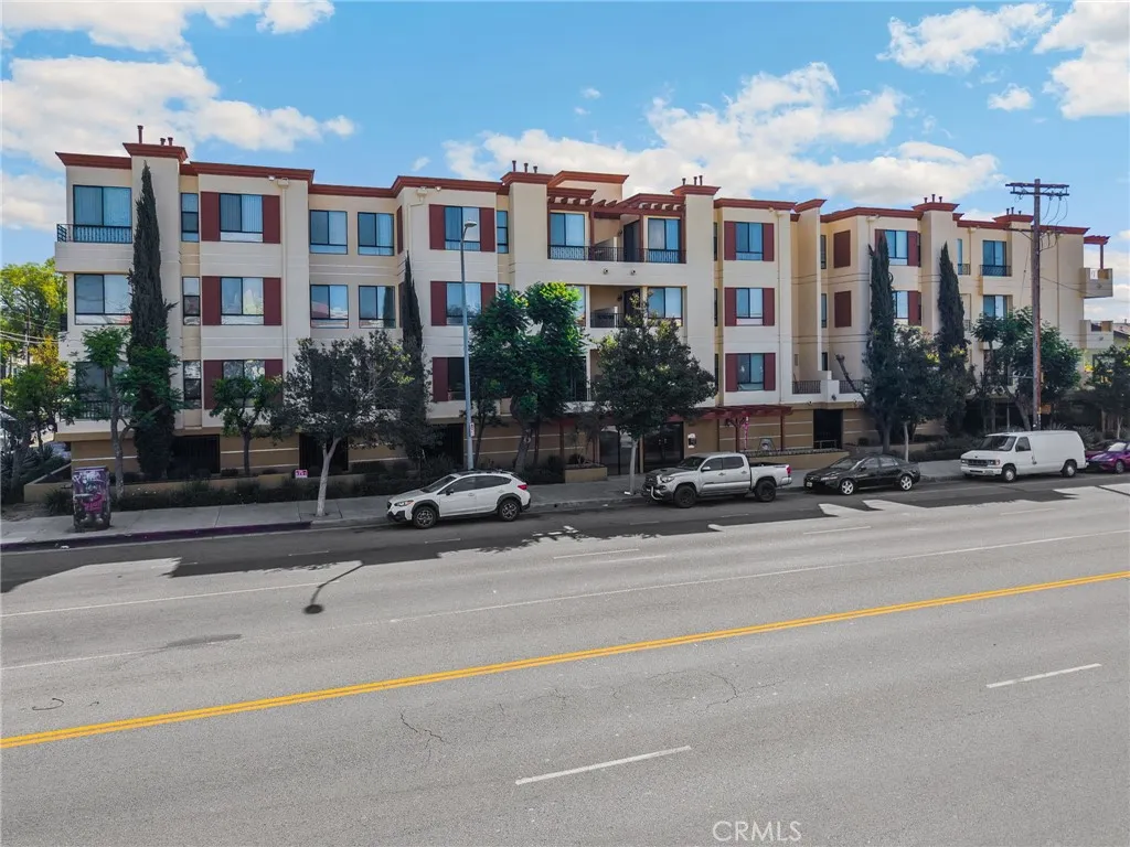 Additional image 2 of 6938 Laurel Canyon Boulevard Unit 303, North Hollywood, CA 91605