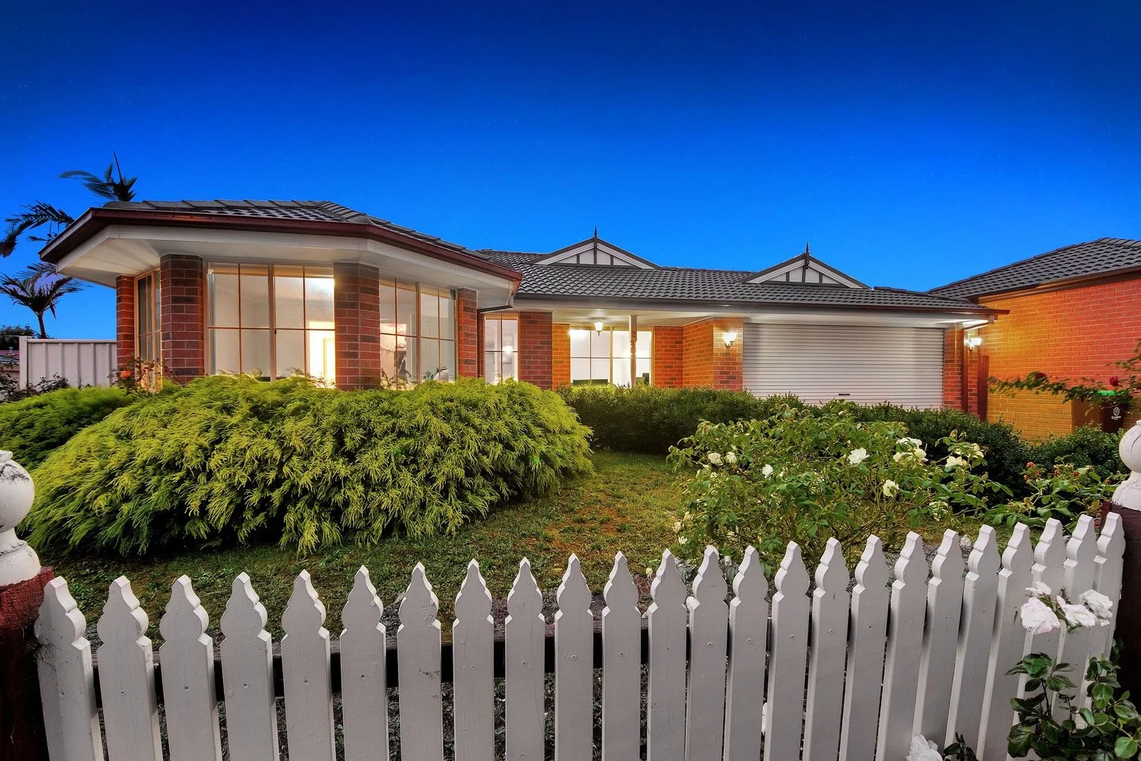 2 Glenisla Way, Berwick VIC 3806
