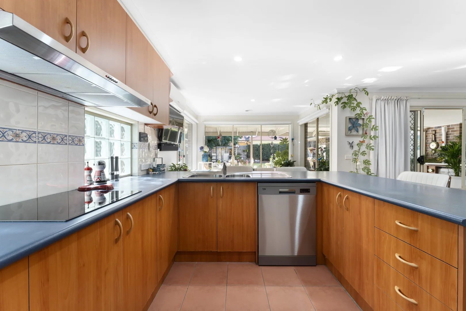 Additional image 7 of 20 Captain Cook Close, Skye VIC 3977