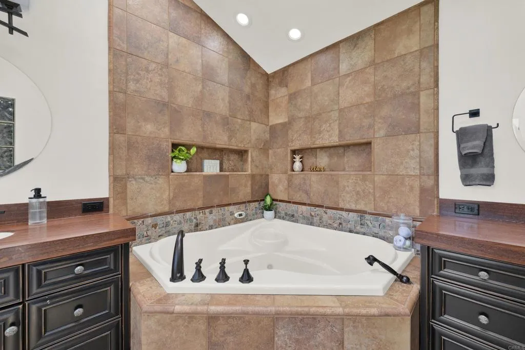 Additional image 28 of 6460 Golfcrest Drive, San Diego, CA 92119