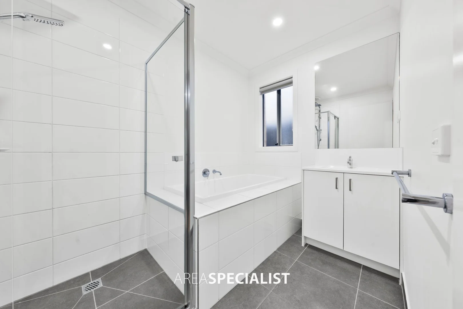 Additional image 11 of 2 Pinot Way, Pakenham VIC 3810