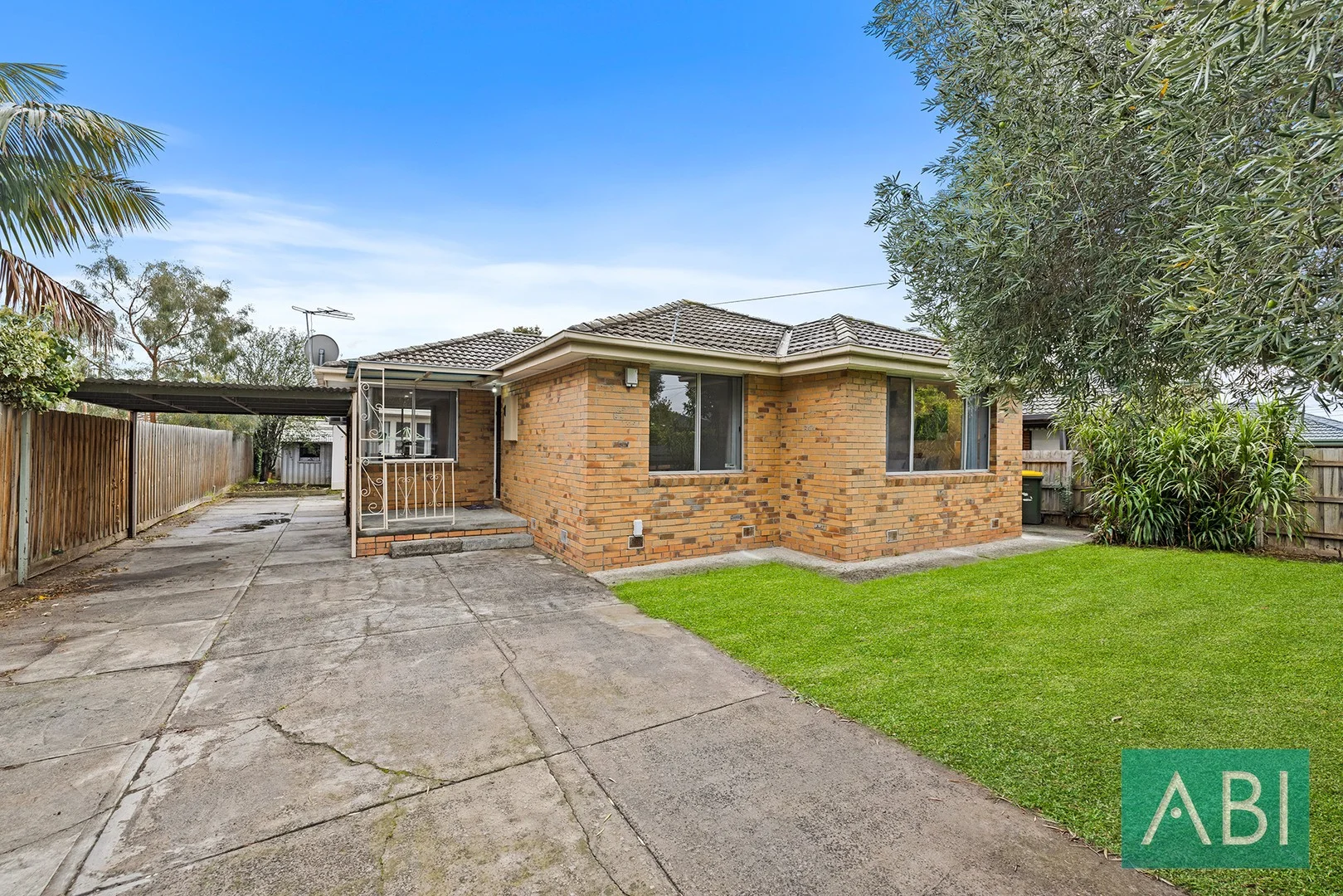 8 Lynne Street, Lalor VIC 3075