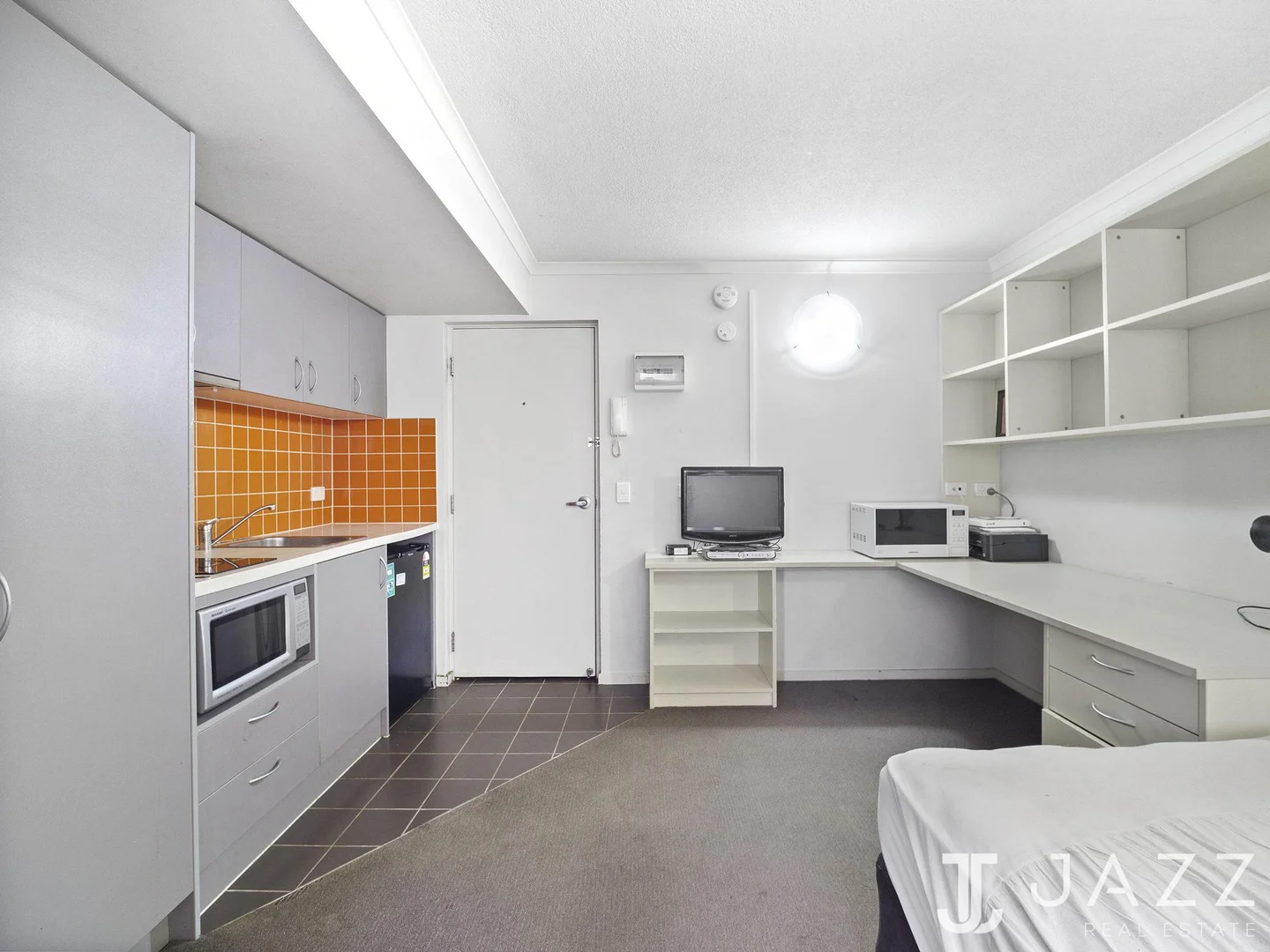 Additional image 8 of 21/15 Hawthorn Road, Caulfield North VIC 3161
