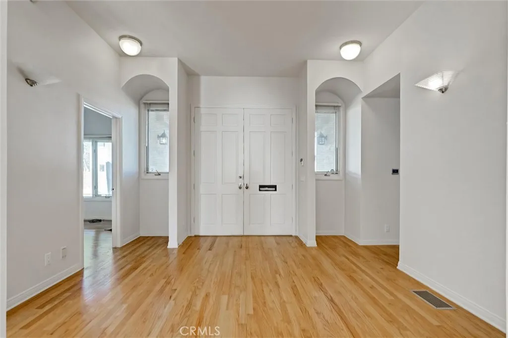 Additional image 66 of 12134 Lawler St, Los Angeles, CA 90066