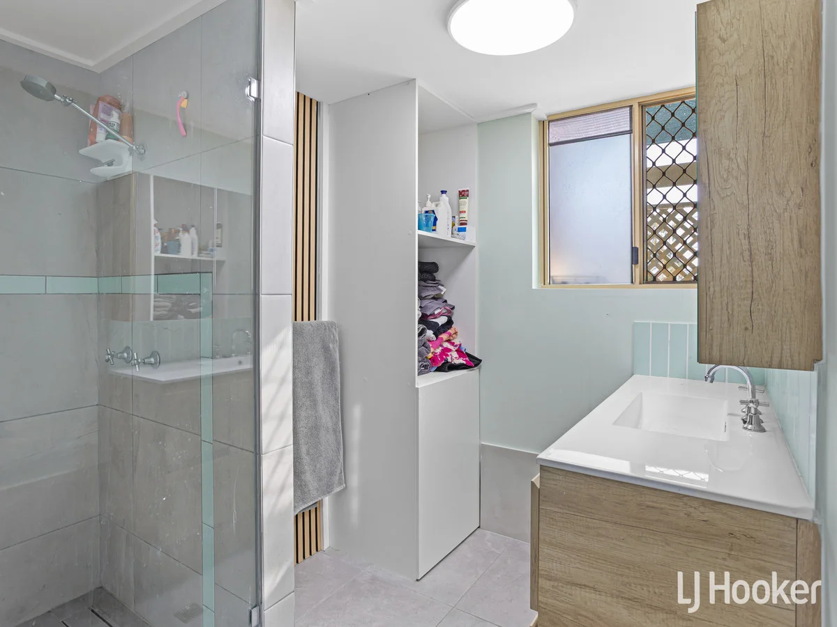 Additional image 8 of 1/45 Marine Parade, Redcliffe QLD 4020