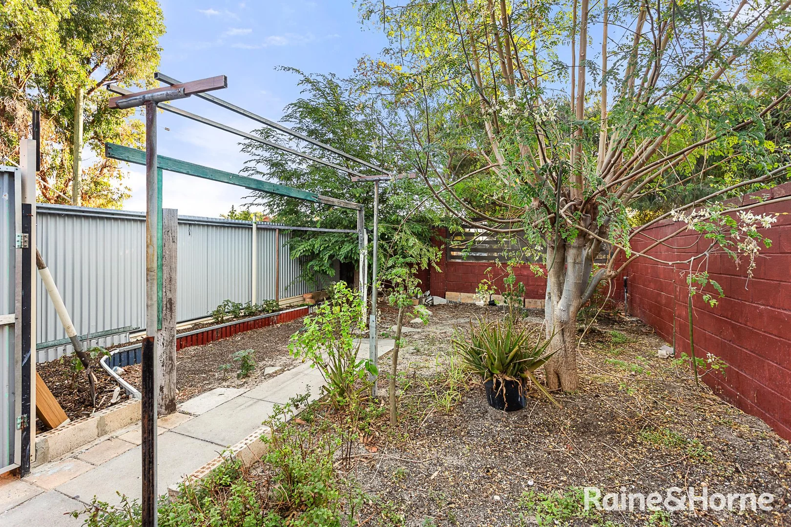 Additional image 28 of 35 Mercer Way, Balga WA 6061