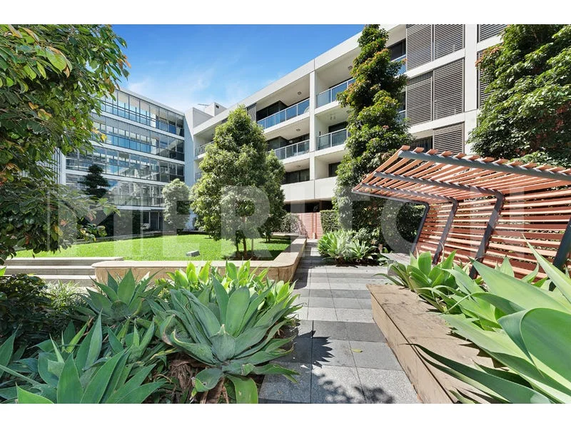 2B/5 Hutchinson Walk, Zetland NSW 2017