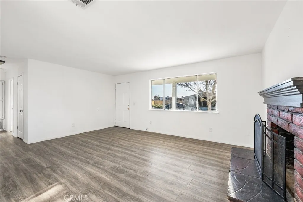 Additional image 13 of 40974 156th Street E, Lake Los Angeles, CA 93535