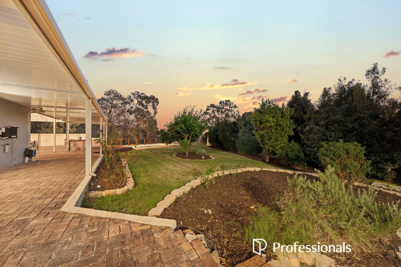 Additional image 32 of 1 High Peak Place, Lesmurdie WA 6076