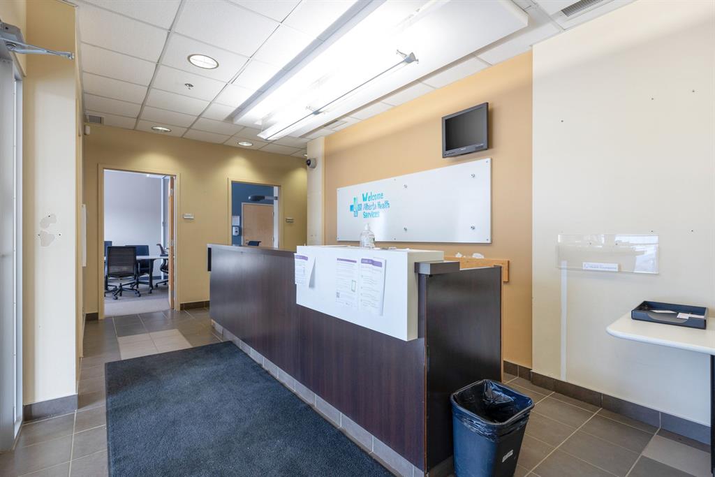 10217 Queen Street, Fort Mcmurray, AB, T9H5S5