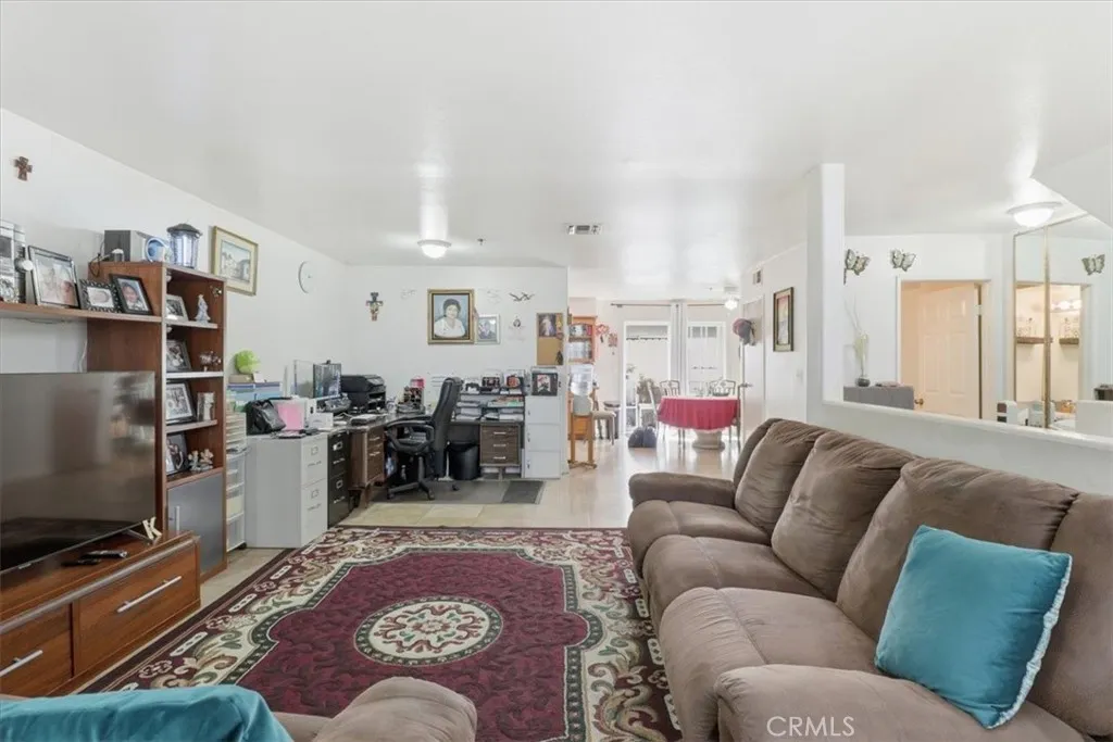 Additional image 2 of 9146 Tobias Avenue Unit 4, Panorama City, CA 91402