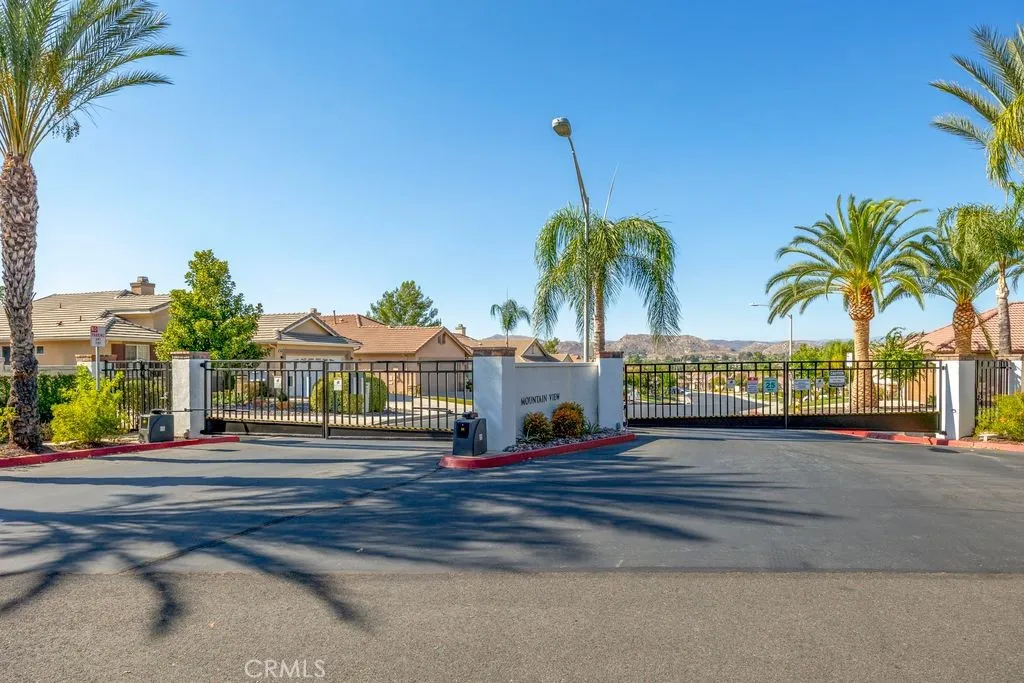 14707 Grandview Drive, Moreno Valley, CA 92555