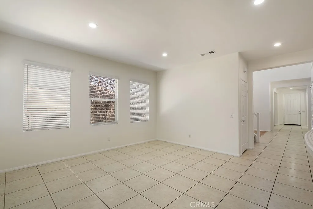 Additional image 108 of 182 Monument Pkwy, Perris, CA 92570