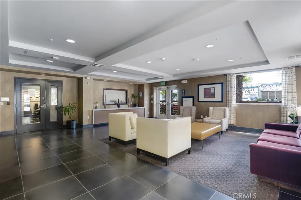 Additional image 91 of 21301 Erwin Street Unit 228, Woodland Hills, CA 91367
