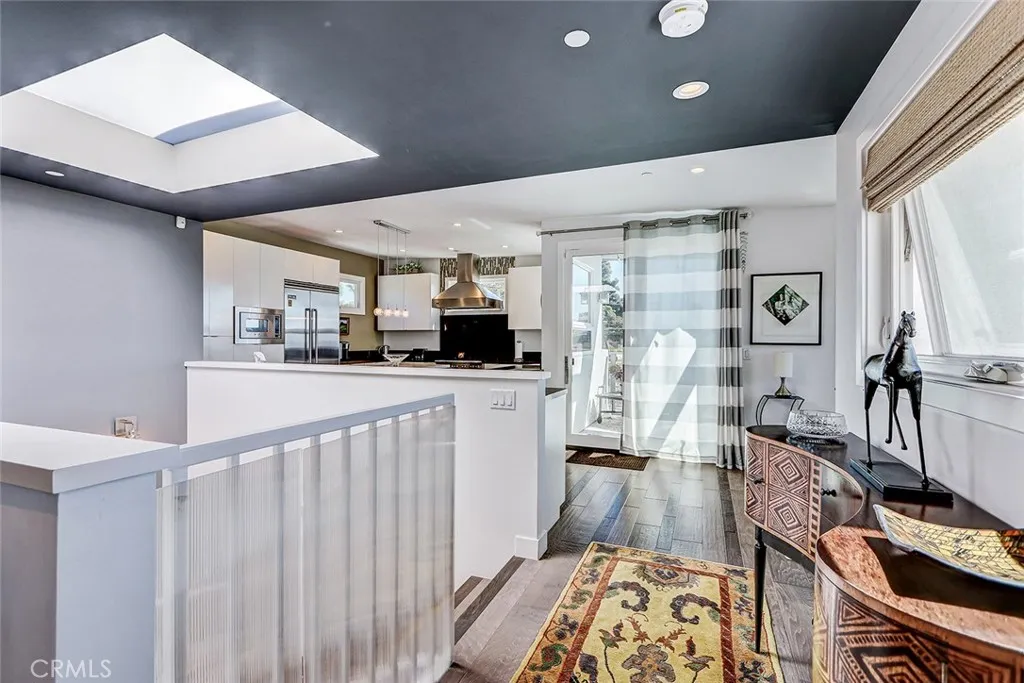 Additional image 17 of 1074 7th St, Hermosa Beach, CA 90254