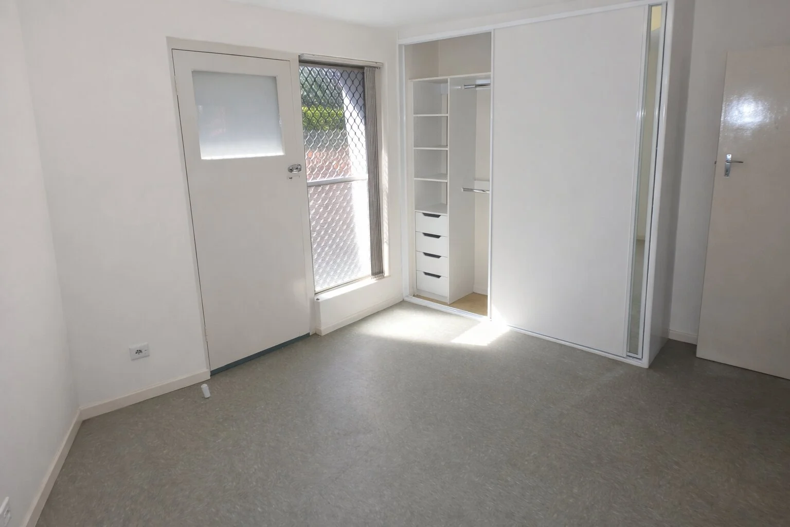 Additional image 4 of 3/35 Gladstone Road, Highgate Hill QLD 4101