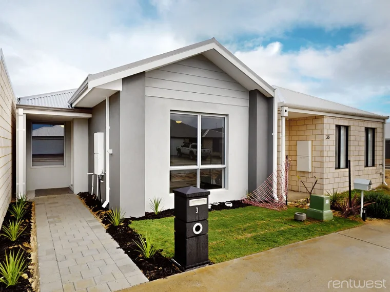 31 Fairchild Street, Lakelands WA 6180
