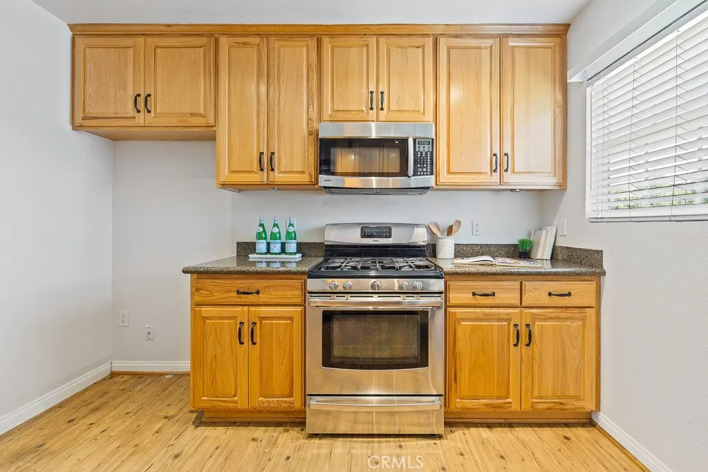 Additional image 15 of 1832 N Brighton St, Burbank, CA 91506