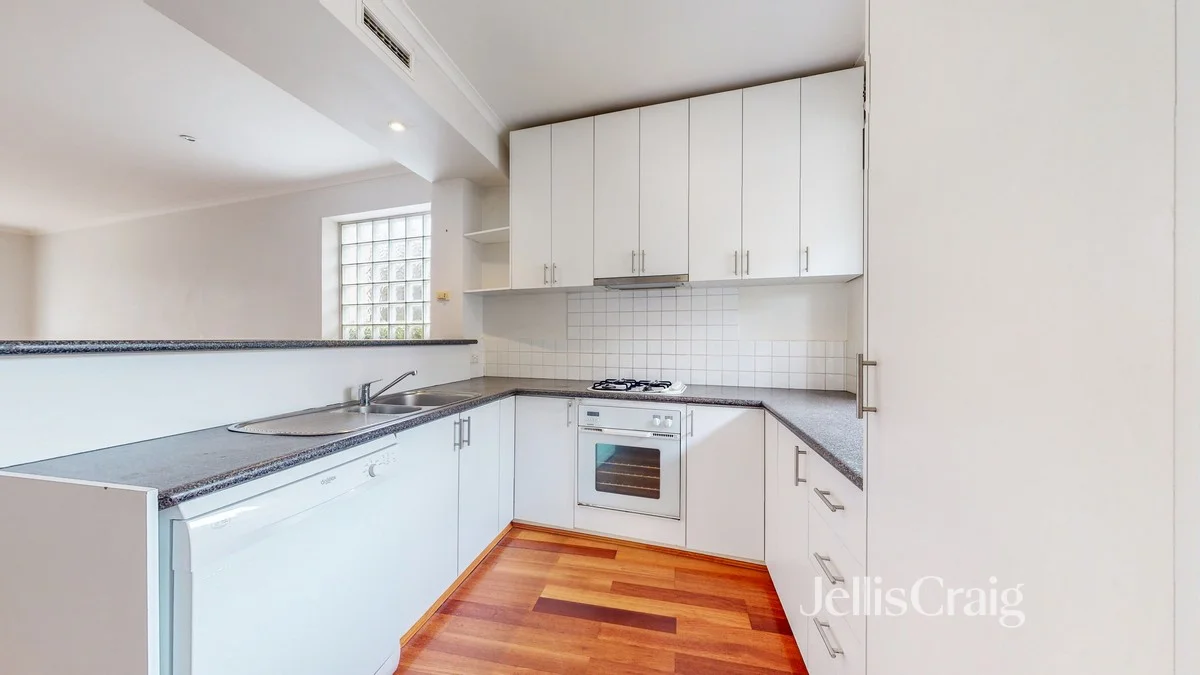 Additional image 2 of 4/81-85 Orrong Cres, Caulfield North VIC 3161